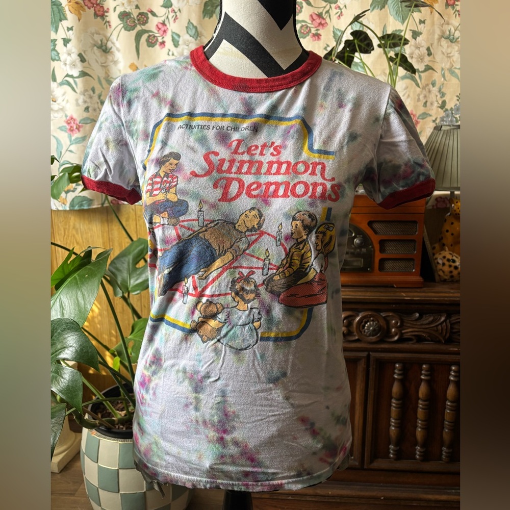 Tie-Dye Graphic T-Shirt w/ Red Trim